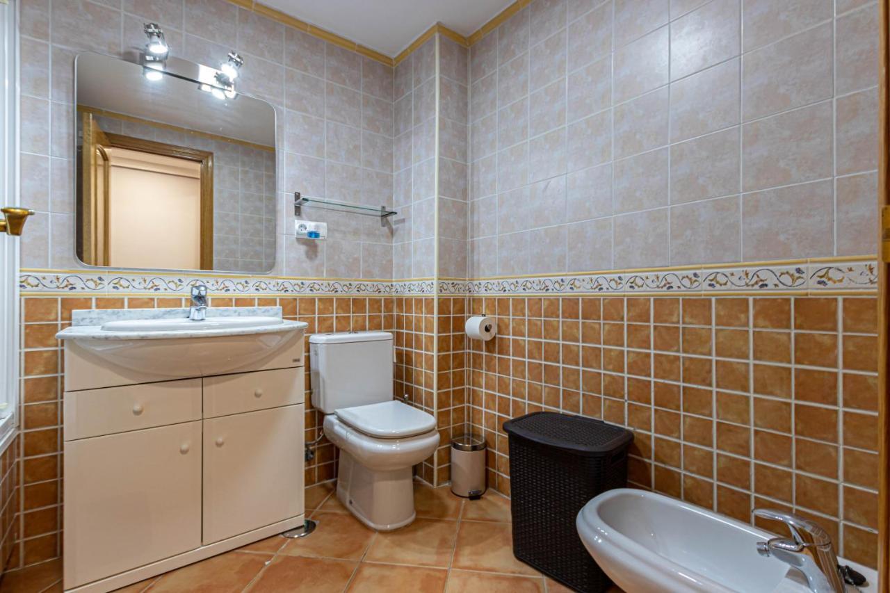 797 Holiday Rentals- Piso Con Amplia Terraza A Solo 1 Min De La Playa 베날마데나코스타 외부 사진