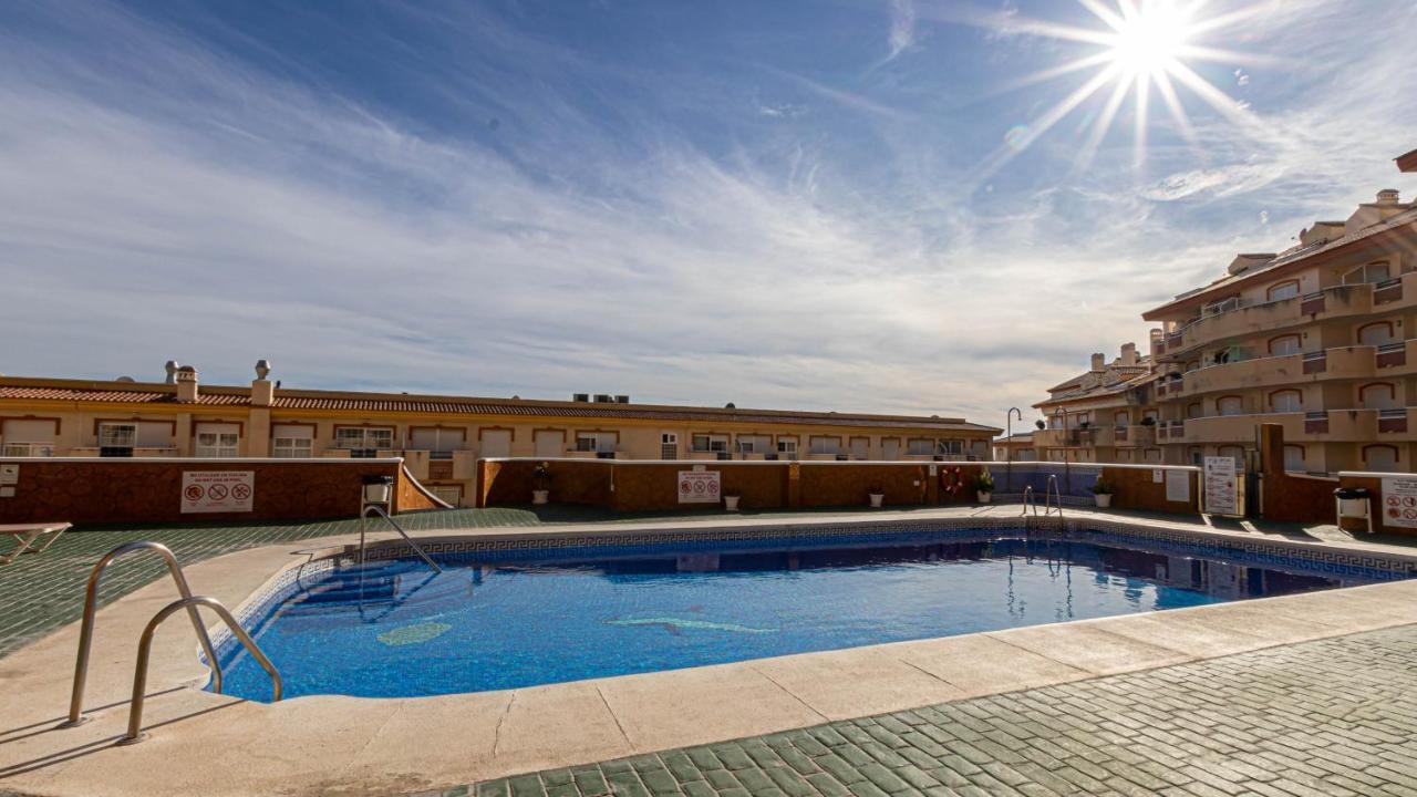 797 Holiday Rentals- Piso Con Amplia Terraza A Solo 1 Min De La Playa 베날마데나코스타 외부 사진