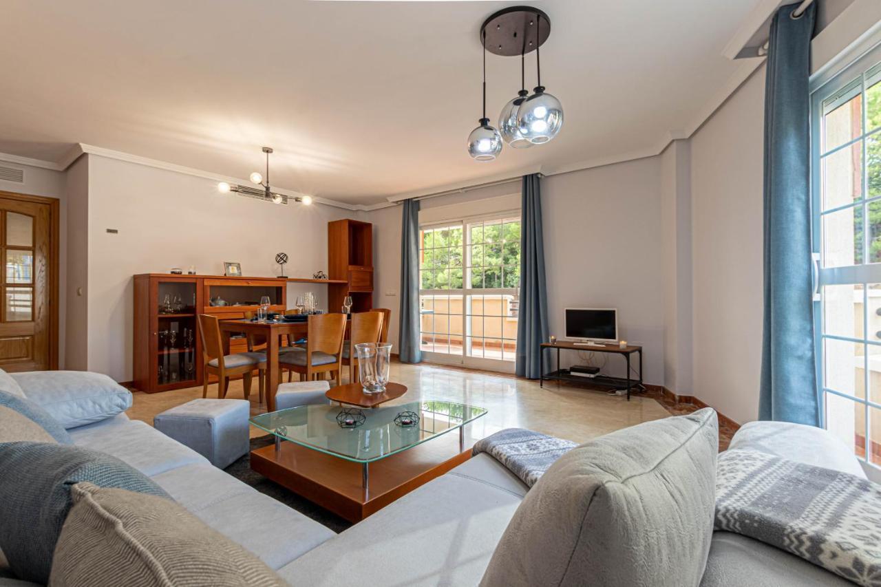 797 Holiday Rentals- Piso Con Amplia Terraza A Solo 1 Min De La Playa 베날마데나코스타 외부 사진